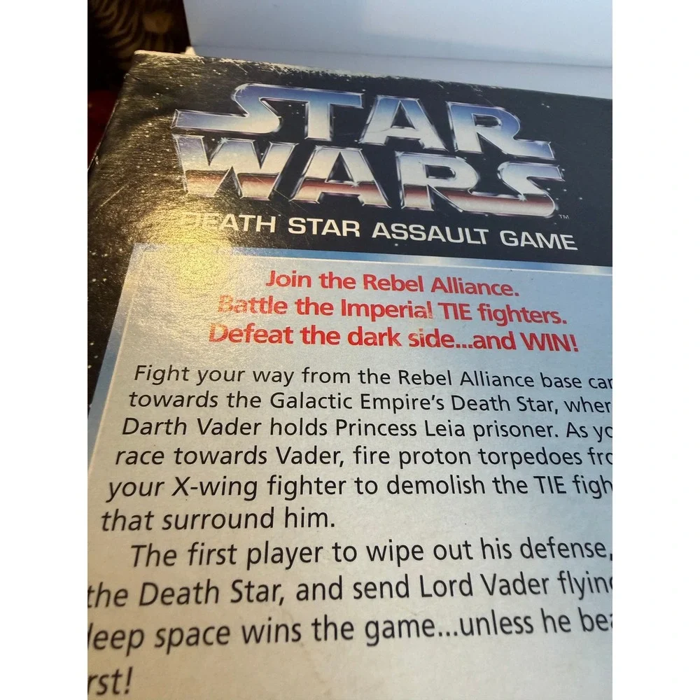 intage 1995 Star Wars Death Star Assault Game Parker Brothers Board Game